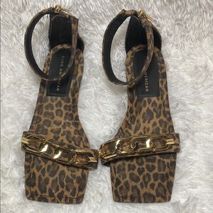 Good American Square Top Leopard Print Sandals with Chain Detail